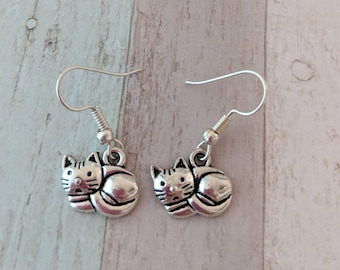Cat earrings, cat jewelry, cat gifts, animal earrings, animal jewelry, animal lover, animal gifts, gifts for her, cute earrings,