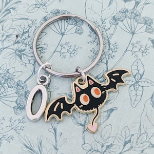 Bat Keychain, bat keyring, Halloween bag accessories, bat bag charm, spooky Keychain, spooky gifts, vampire Keychain, vampire keyring,