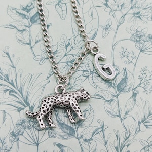 Leopard necklace, leopard jewellery, leopard lover gifts, cheetah necklace, cheetah jewellery, animal lover gifts, cute animals, bff gifts,