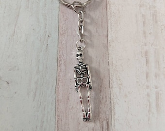 Skeleton keyring, Halloween keychain, skeleton gift, gothic keyring, gothic gifts, skull keyring, Halloween party, party favours