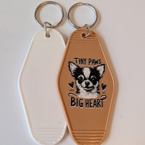 Chihuahua  keyring, motel keyrings, retro motel keychain, chihuahua mom gifts, chihuahua lover gifts, chihuahua accessories, chihuahua dog