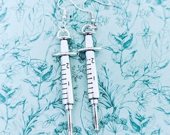 Syringe earrings, statement earrings, statement jewelry, nurse earrings, gothic earrings, nurse gifts, doctor earrings, kawaii jewelry,