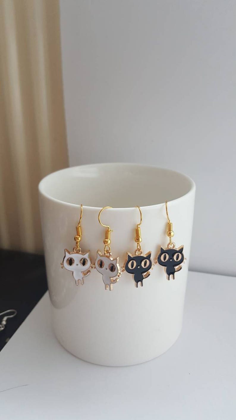 Cat Earrings Cat Jewelry Novelty Earrings Novelty Jewelry Etsy UK