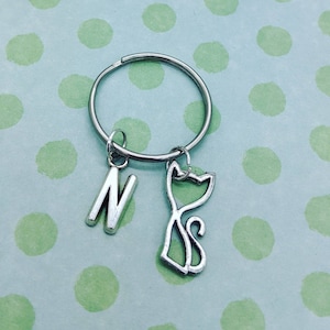 Cat keyring, cat keychain, cat gifts, cat lover gifts, friend gifts, kitty keyring, kitty keychain, gifts for her, secret santa, cute gifts