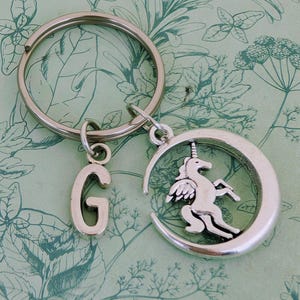 Joli porte-clés licorne, cadeaux pour amoureux des licornes, porte-clés de cartable pour enfants, cadeaux porte-clés pour enfants, cadeaux mythiques de licorne, breloque licorne,