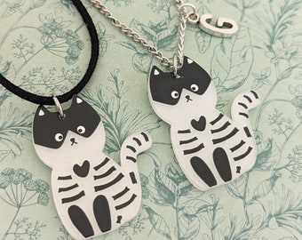 Skeleton cat necklace, skeleton pendant, skeleton jewellery, Halloween necklace, Halloween lover gifts, Halloween jewelry, spooky gifts,