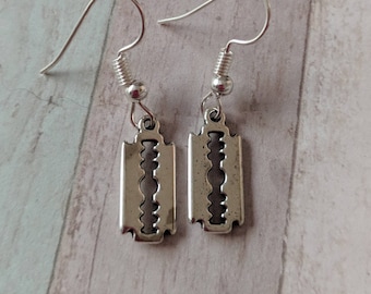 Rasierklingen Ohrringe, Rasiermesser Ohrringe, Gothic Ohrringe, Gothic Schmuck, Steampunk Ohrringe, emo Ohrringe, emo Schmuck, Punk Ohrringe