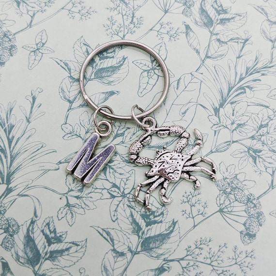 Crab keychain, crab lover gifts, crab themed, nautical keychain, nautical themed, personalised keyring, beach Keyring, initial Keyring,