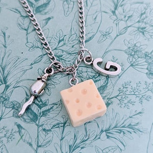 Mouse necklace, cheese necklace, mouse jewellery, cheese lover gifts, foodie necklace, novelty necklace, novelty gifts, mouse lover gifts