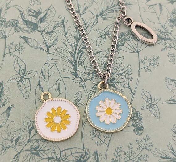 Etsy daisy necklace new arrivals