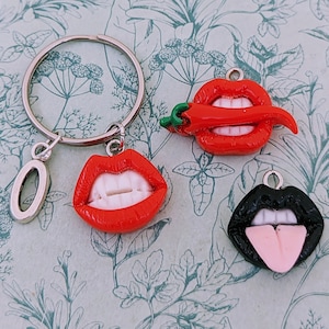 Llavero de labios, llavero de vampiro, regalos de vampiros, accesorios góticos, regalos para amantes del lápiz labial, llavero retro, regalos para góticos, regalos para adolescentes