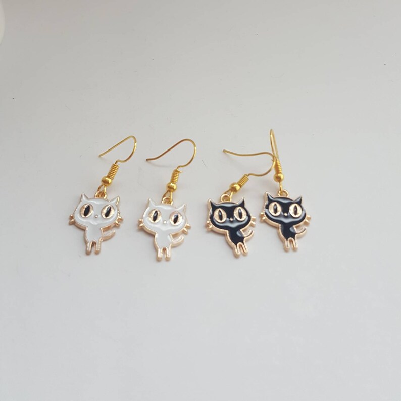 Cat Earrings Cat Jewelry Novelty Earrings Novelty Jewelry Etsy UK