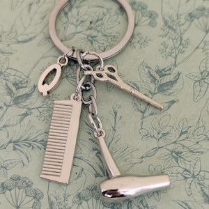 Hair stylist keychain, hairdresser gifts, personalised keyring, hair stylist gifts, gifts for hair stylist, beautician gifts, hairdressing