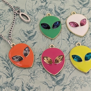 Alien necklace, alien jewellery, gifts for alien believers, UFO necklace, UFO themed gifts, UFO inspired, space necklace, space themed,