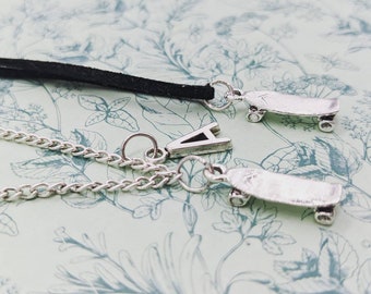 Collar de patinador, regalos de patinador, regalos de novio, chica patinadora, regalos de patinador, joyas de patinador, regalos de cumpleaños, regalos de dama de honor,