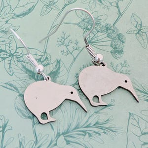 Kiwi-oorbellen, cadeaus voor liefhebbers van kiwivogels, op kiwi geïnspireerde sieraden, cadeaus voor vogelspotters, cadeaus met Nieuw-Zeelands thema, cadeaus met vogelthema,