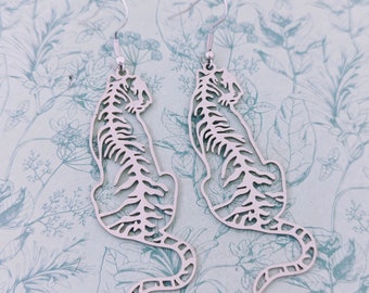 Tiger earrings, tiger jewellery, gifts for tiger lovers, tiger accessories, zoologist gifts, zoo earrings, animal lover gifts, animal themed