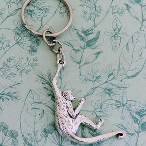 Gibbon monkey keyring, monkey lover keychain, gibbon monkey themed gifts, gifts for zookeepers, monkey charm, zoologist keyring,