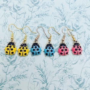 Lieveheersbeestje-oorbellen, lieveheersbeestjesieraden, lieveheersbeestjeoorbellen, cadeaus voor lieveheersbeestjeliefhebbers, dierenoorbellen, schattige sieraden, insectenliefhebbers, leuke cadeaus,