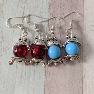 Frog earrings, frog bead earrings, stocking filler, frog jewelry, animal earrings, animal jewelry, animal lover gifts, toad earrings