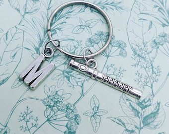 Flute keyring, flautist gifts, music lover gifts, flautist keychain, music keychain, initial keychain, sister gifts, bff gifts, flute player