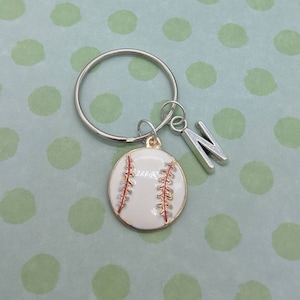 Baseball Schlüsselanhänger, Baseball Mama, Baseball Papa, personalisierte Schlüsselringe, Initial Schlüsselring, Sportgeschenk, Baseball Geschenk, Baseball Spieler,