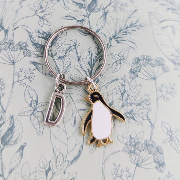 Penguin keychain, bird gift, penguin lover gift, penguin charm, gifts for a bird lover, initial keychain, personalised keyring, animal gifts