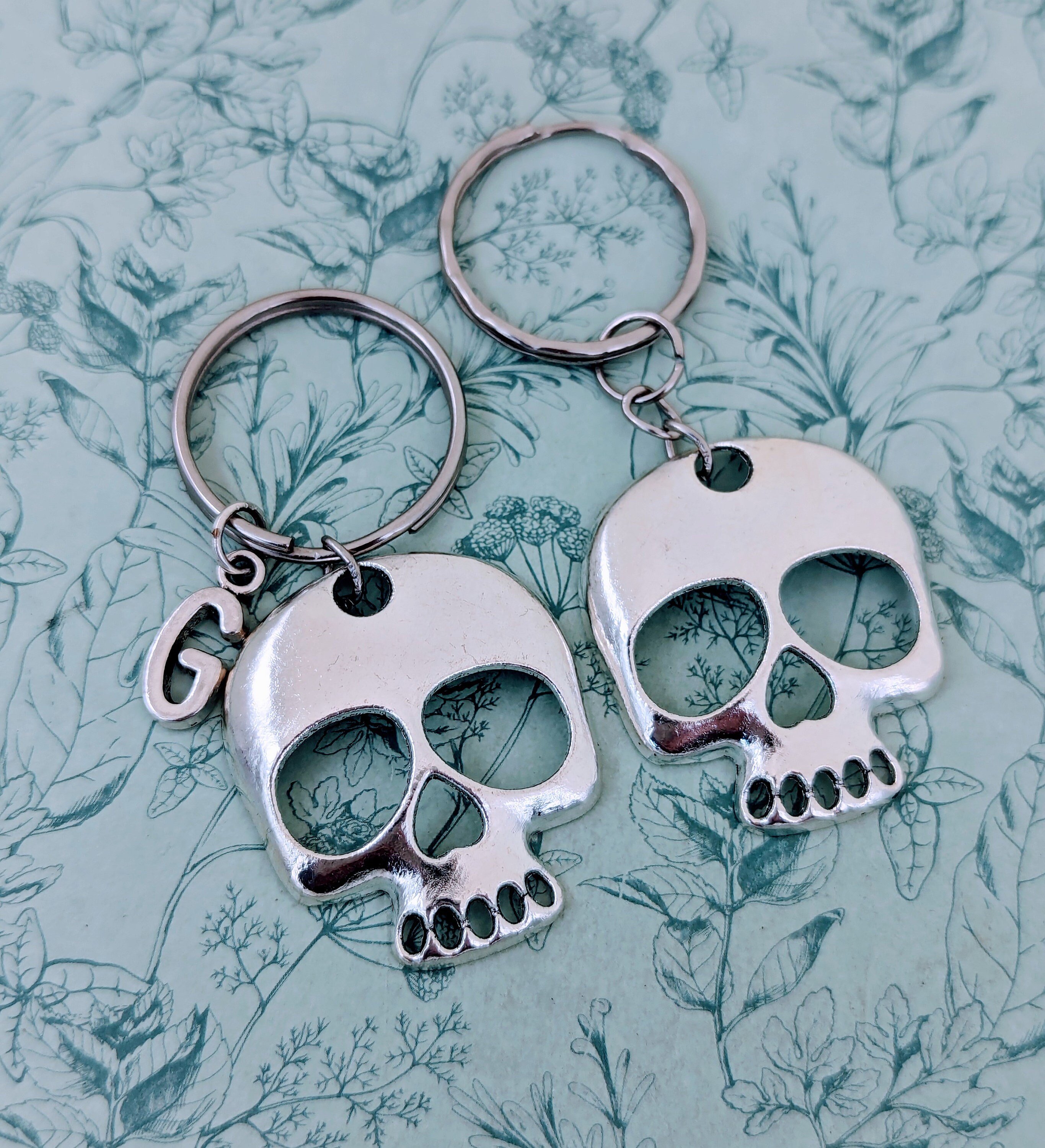 Skull Keychain, Day of the Dead Gifts, Halloween Gifts, Halloween