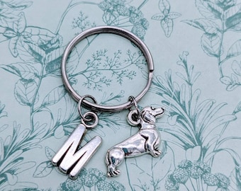 Daschund keyring, dog keychain, dog lover gifts, initial keychain, personalized keychain, bff gifts, animal keyring, animal lover gifts,