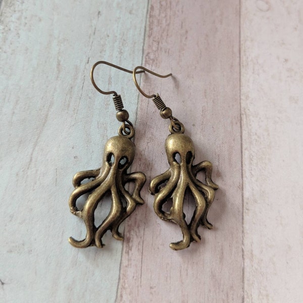 Octopus earrings, octopus jewelry, steampunk earrings, steampunk jewelry, gifts for her, cosplay earrings, nautical earring, sealife jewelry