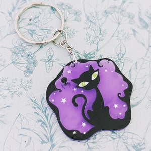 Halloween black cat keyring, black cat keychain, Halloween lover gifts, Halloween accessories, spooky gifts, witchy gifts, witch keychain,