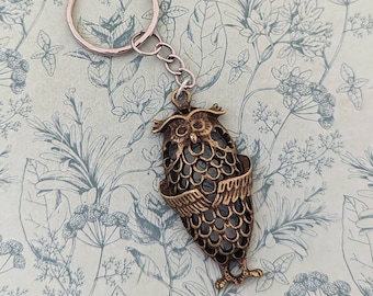 Owl keychain, owl lover gifts, owl keyring, owl bag keychain, owl charm, birdwatcher gifts, bird lover gifts, nature lover, teacher gifts