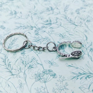Headphone keyring, gamer gifts, video game inspired, music lover gifts, music keychain, music accessories, gamer accessory, boyfriend gifts,