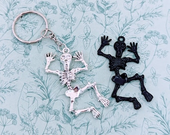 Skeleton keychain, skeleton lover gifts, gothic keychain, gothic accessories, gothic bag charm, skeleton accessories, Halloween gifts,