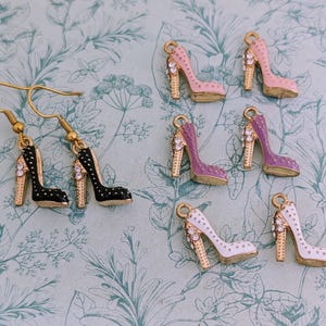 Sparkly high heel shoes earrings, high heel lover gifts, secret Santa gifts, gifts for models, sweet sixteen gift ideas, shoe maker gifts