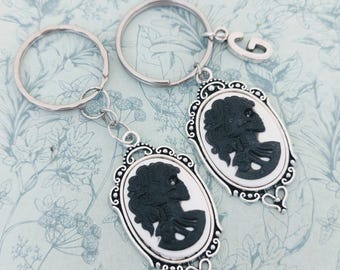 Skull cabochon keychain, skeleton Halloween keyring, skeleton themed bag accessories, gifts for gothics, gothic accessory, skull lover gifts