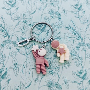 Astronaut Keychain, space Keychain, space themed gifts, planet accessories, spaceman initial keychain, space lover gifts, space key fob,