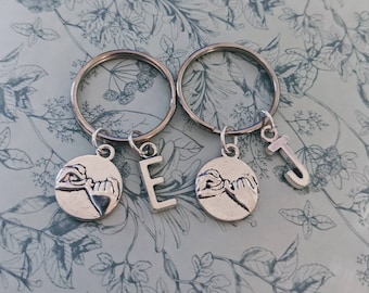 Pinky promise keychain, friend gift, pinky promise charm, bff keychain, bff gifts, personalised gifts, couple keyring, friendship gifts