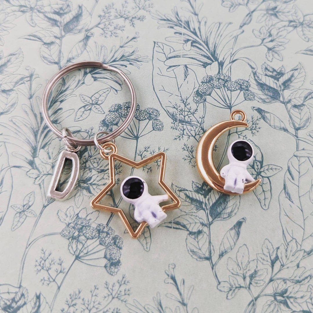 Astronaut Keychain, Spaceman Keychain, Space Geek Gifts, Astronaut ...