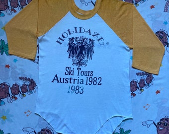 Vintage jaren 80 Holidaze Ski Tours Austria Baseball T-shirt, maat Small Begin jaren 80 Raglan Pan Am