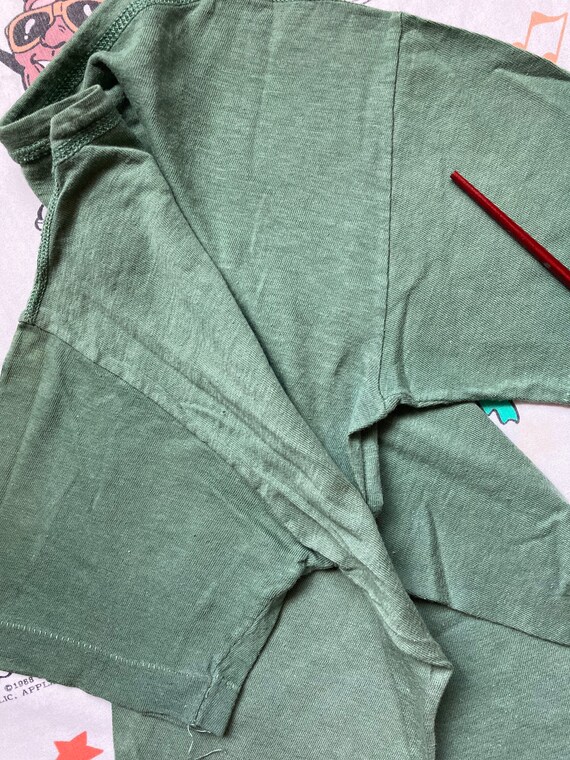 Vintage 40’s WWII Sage Green Undershirt, size Medium … Gem
