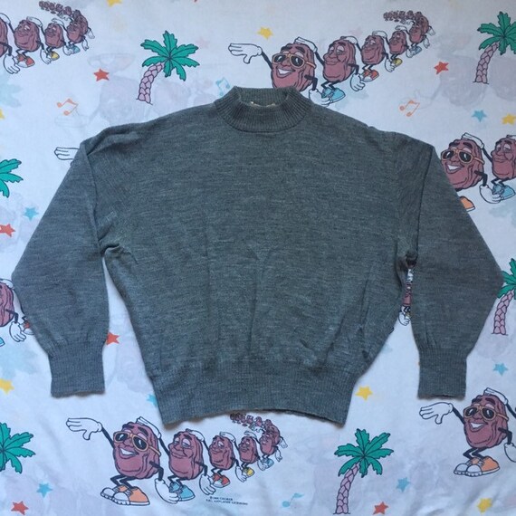 Vintage 40’s Jantzen Gray Sweater, size Small