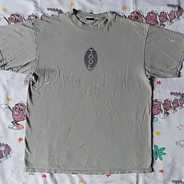 Jahrgang 90er Werkzeug Band-T-Shirt, Größe XL 1995 sog Goth Metall lizensierter Riesen zurück Grafik