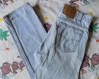 Vintage 90's Levi's 505 Orange Tab Jeans, 30x30 light wash Worn In high waist
