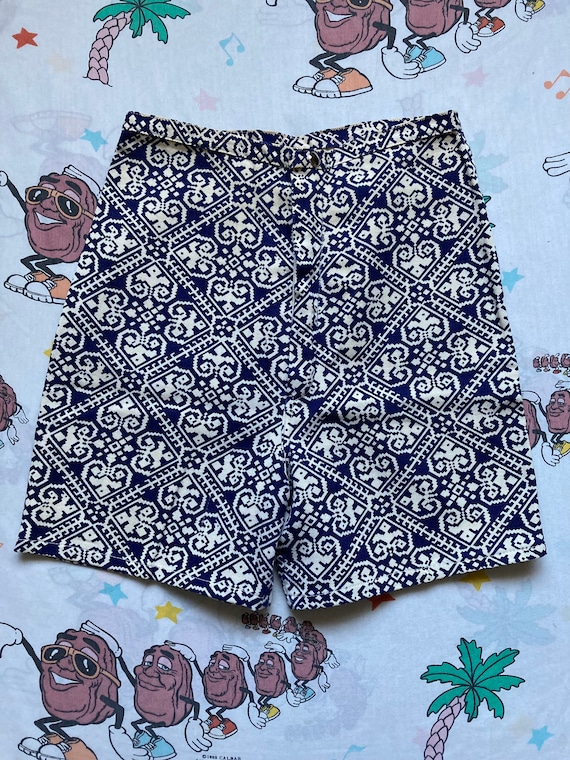 Vintage 60’s Geometric Pattern Shorts, 25” Waist H