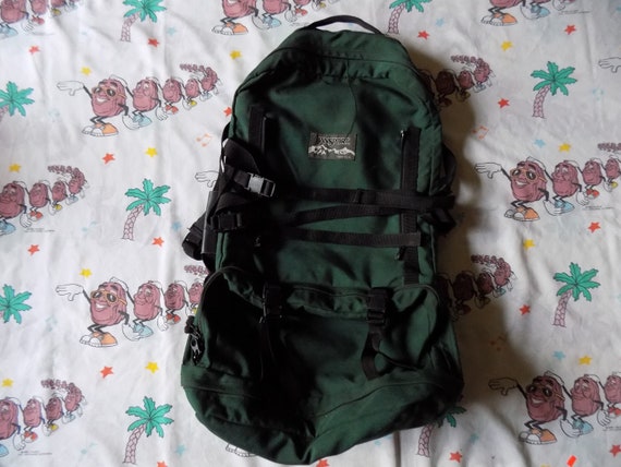 forest green jansport backpack
