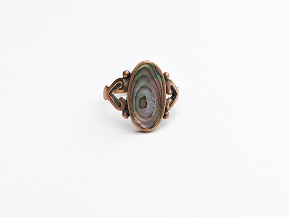 Antique Abalone Shell Cocktail Ring, 1920s Oval B… - image 3