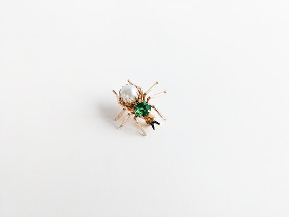 Vintage Spider Brooch, Arachnid, Lightweight Gold… - image 1