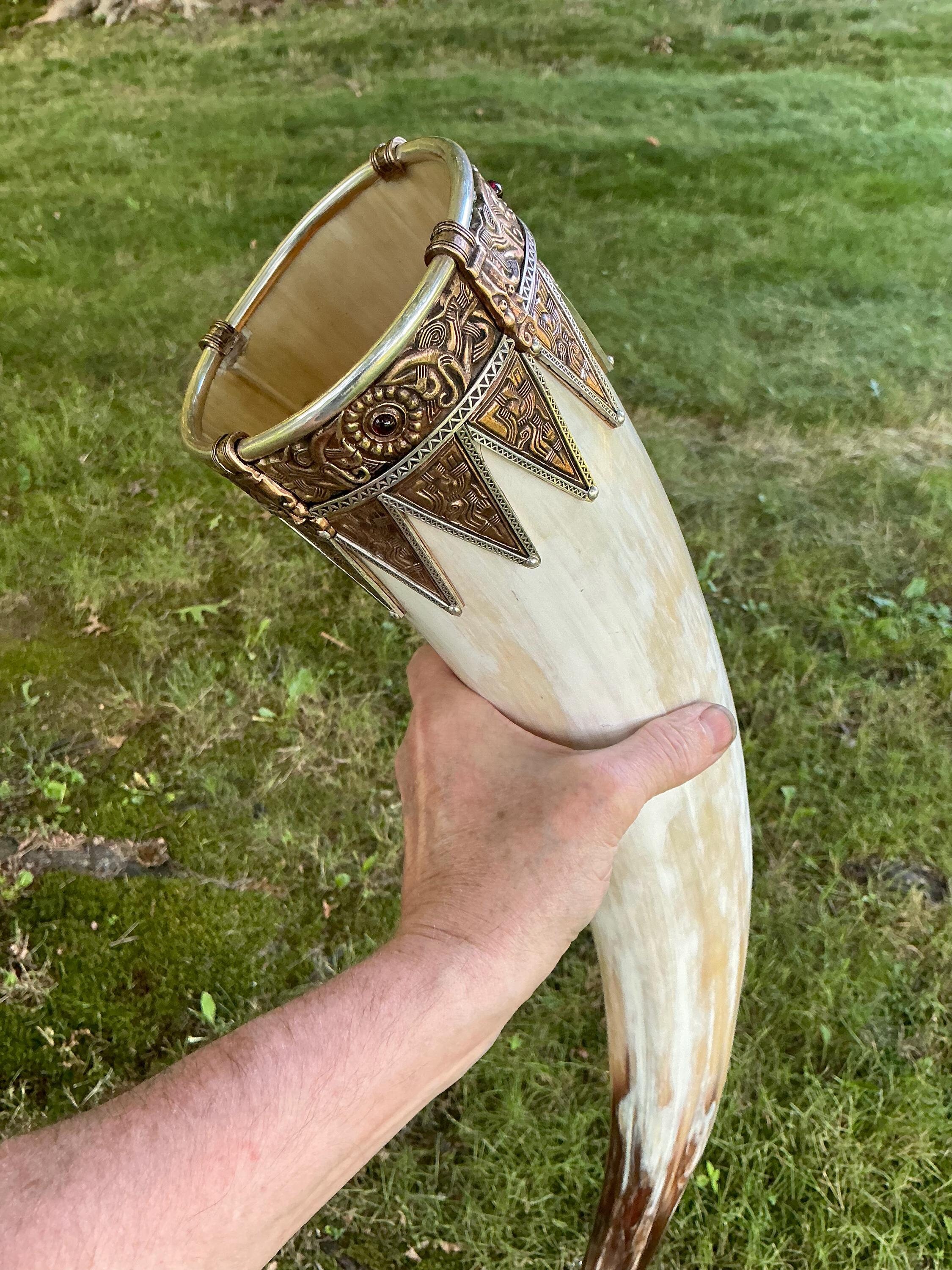 Large Drinking Horn