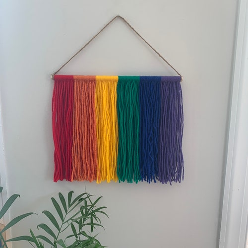 Mini Rainbow Pride Flag Yarn Wall Hanging - Etsy